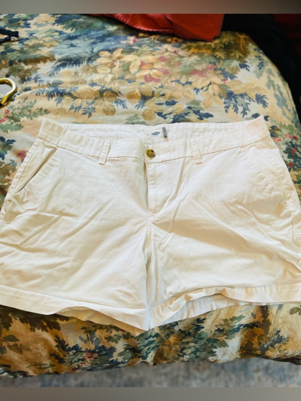 Old Navy White Women's Cotton-Blend Bermuda Shorts